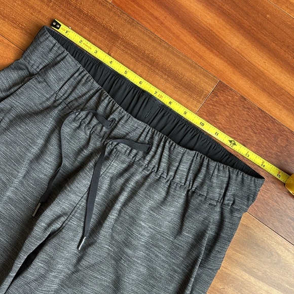 Lululemon joggers - Picture 4 of 8
